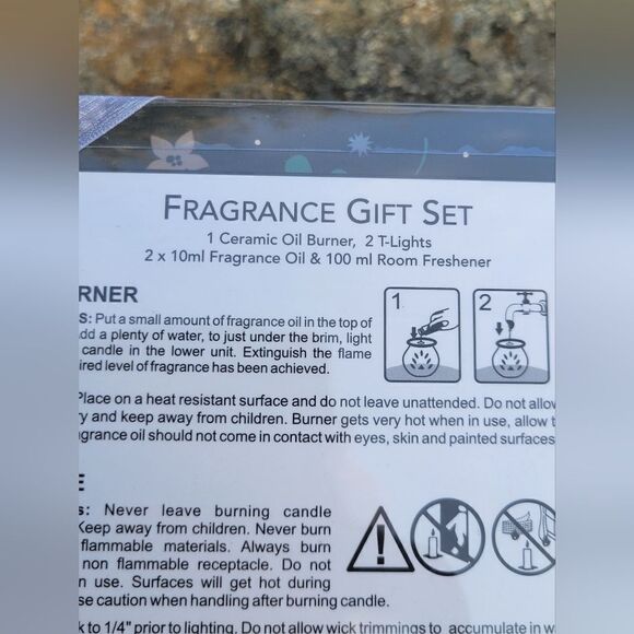 Cranberry Ice Fragrance Gift Set - Picture 3 of 10